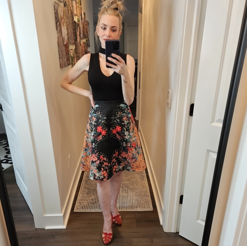 Bebe Y2K Multicolored Floral Studded Mid Length Flare Skirt - SIZE 4